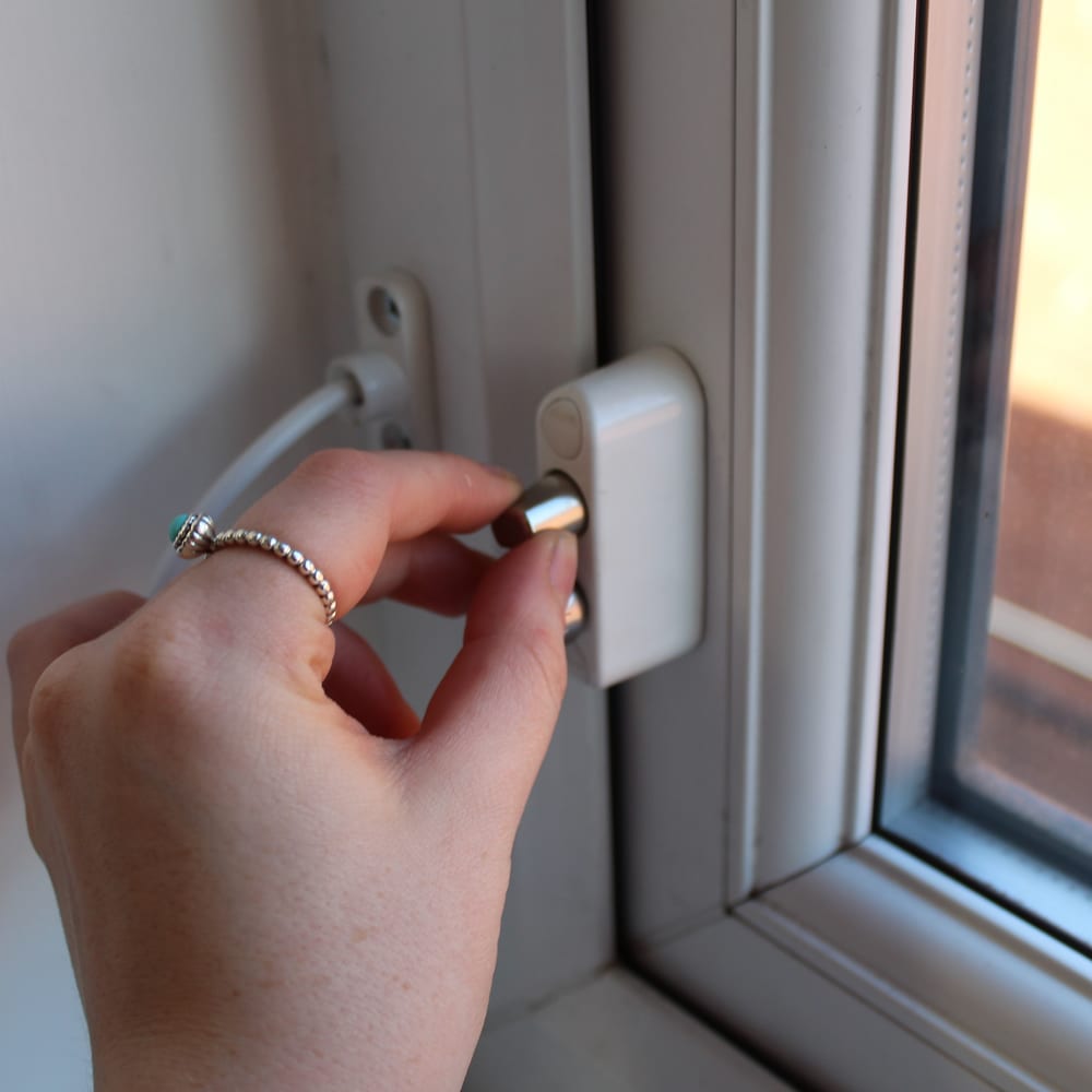Cardea Pro Push and Turn Window Restrictor