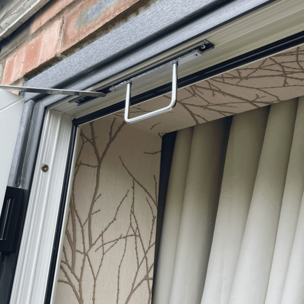 PatioSafe - Under Door Frame Option